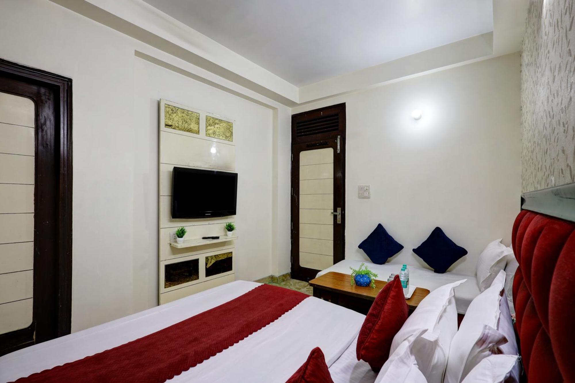 Hotel Nancy Dx Near Railway Station New Delhi