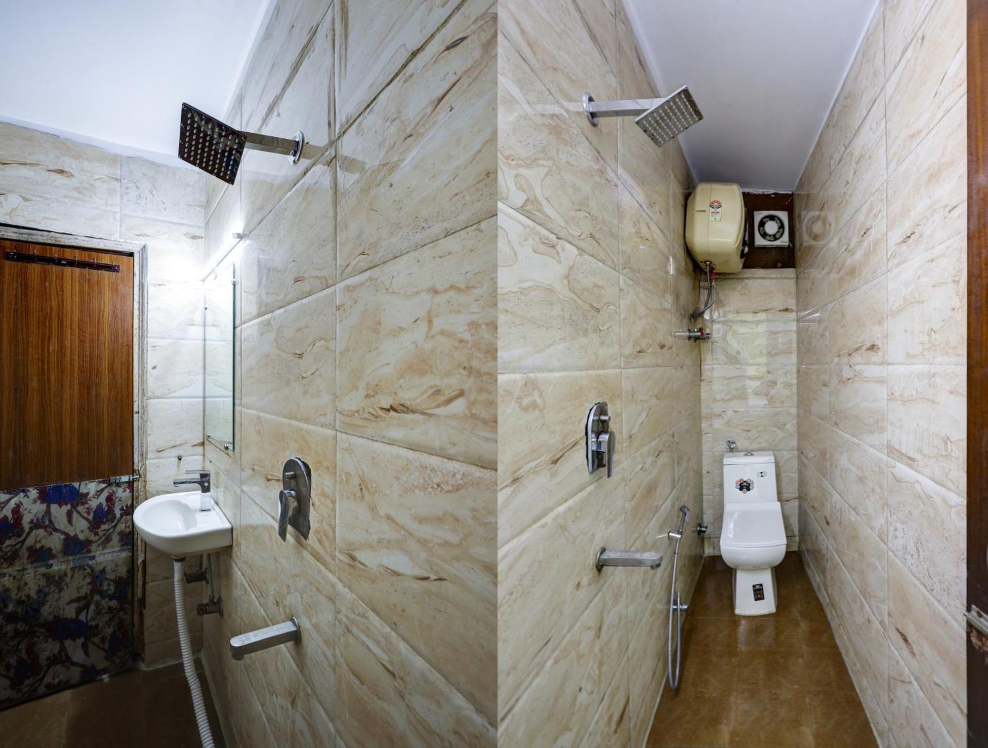 Hotel Nancy Dx Near Railway Station New Delhi